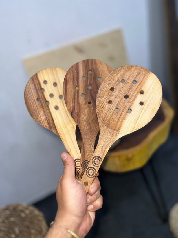 کفگیر پلویی چوبی اعلا