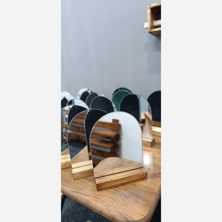 اینه پایه دار چوبی سفره هفت سین(پس کرایه) مستقیم از تولید کننده