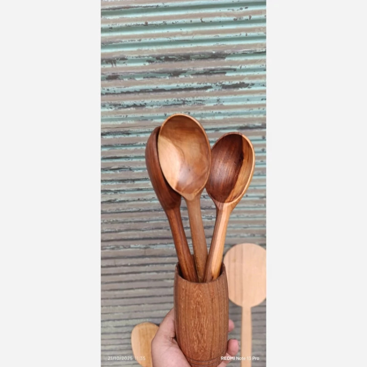 ملاقه های چوبی دسته خراطی(پس کرایه)